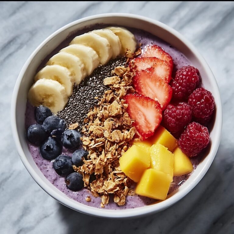 Smoothie Bowl with Granola Recipe