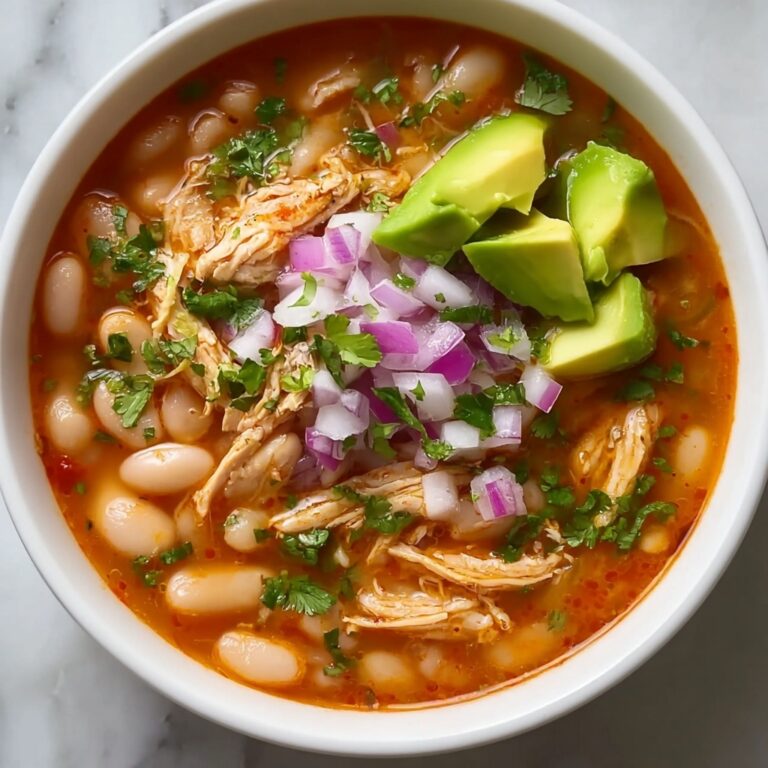 Slow Cooker White Chicken Chili Recipe