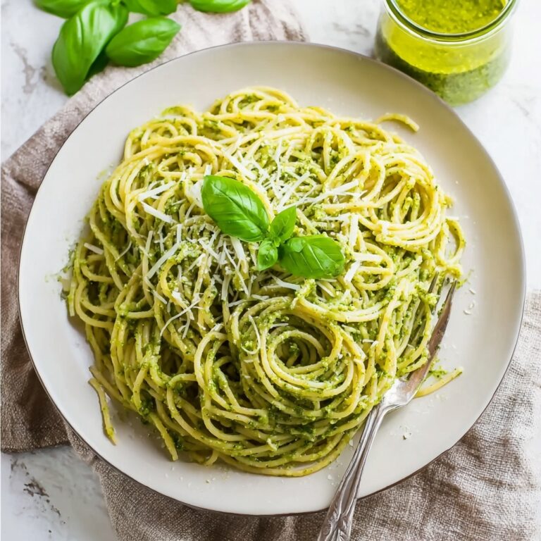 Delicious Pesto Pasta: Quick Recipe for Flavor Lovers Recipe