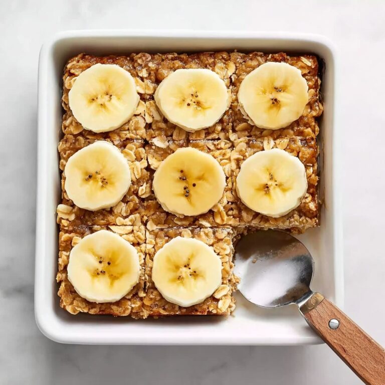 Healthy Banana Baked Oatmeal Recipe