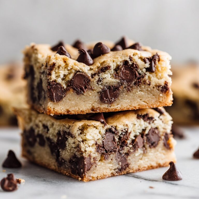 Lazy Chocolate Chip Cookie Bars Recipe